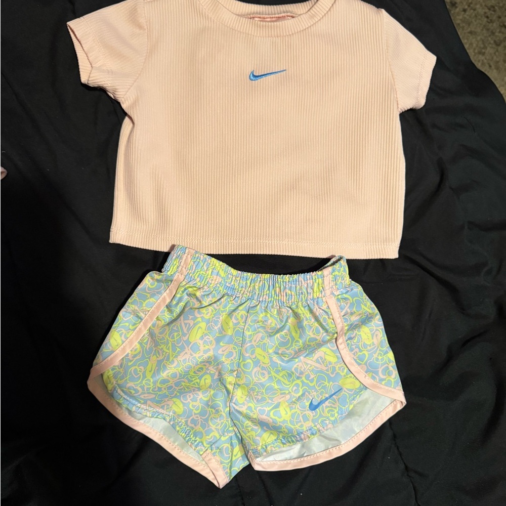 Nike Kids Matching Set in Pink and Blue